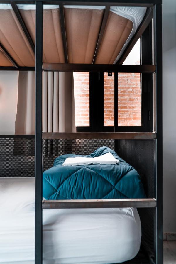 Bed 6-Bed Mixed Dormitory Room